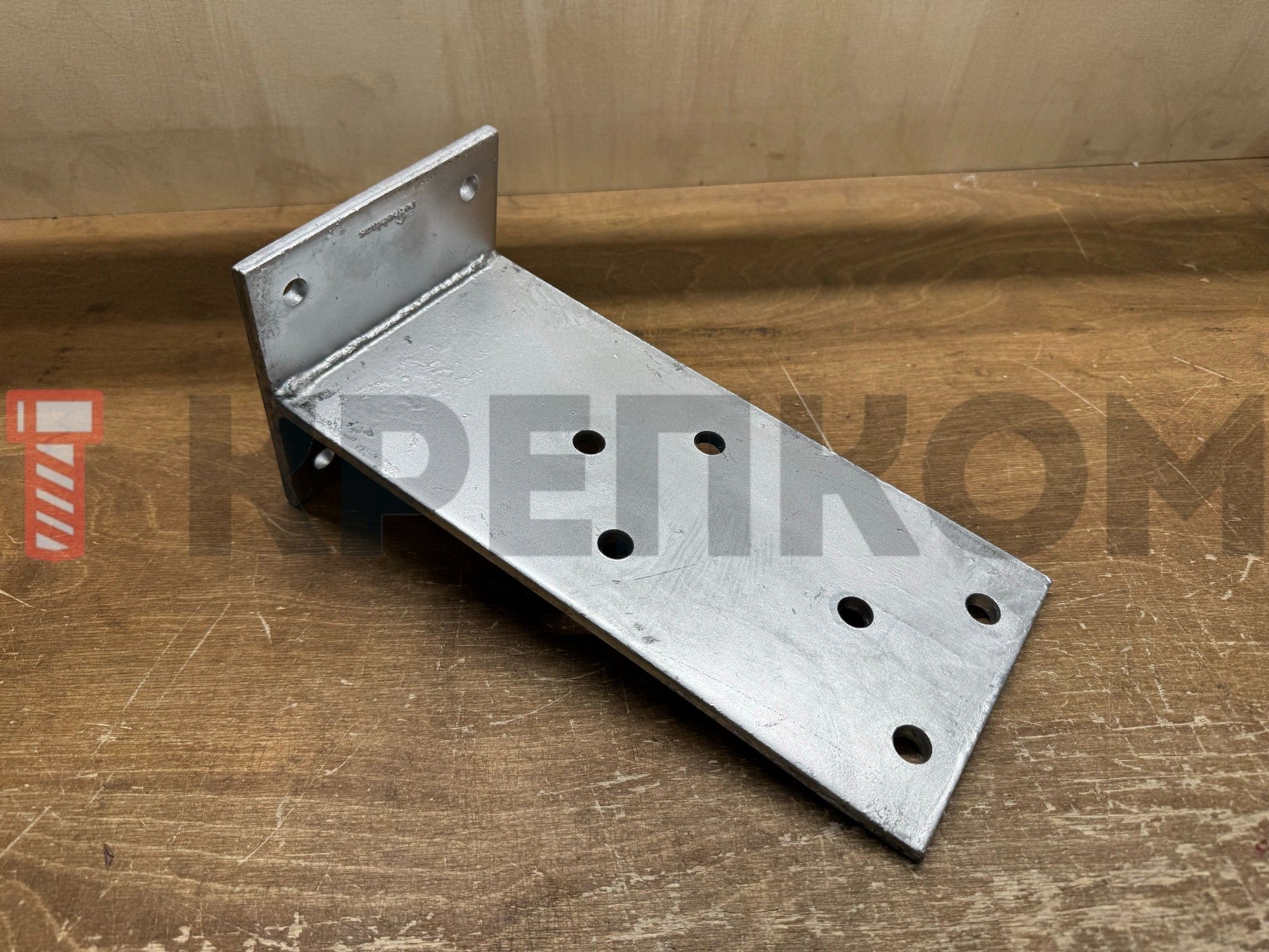 Опора Т-образная для столбов 140х140х308 мм Holz F70140L с отверстиями, горячий цинк - фото